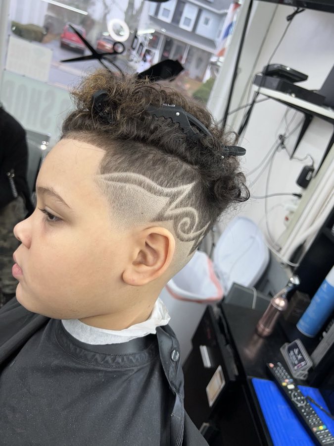 Masters Barbershop — Custom Design 03